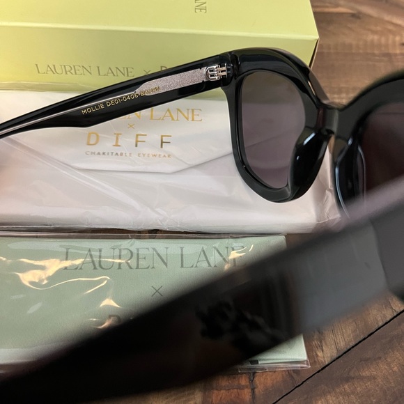Diff Eyewear Accessories Diff Eyewear Lauren Lane Mollie Black Grey